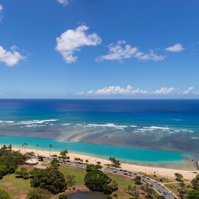 Check out the view of Ala Moana Beach Park from #wardvillage! What was your favorite beach activity this summer? Tell us in a comment below! #summer #beach #luckywelivehi #surf #sun